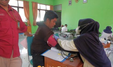 Ratusan Warga “Gas” ke Kwarcab Magetan: Donor Darah, Cek Kesehatan Gratis, dan Belanja Pangan Murah